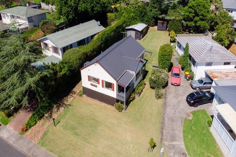 Photo of property in 71 Moore Street, Hillcrest, Auckland, 0627