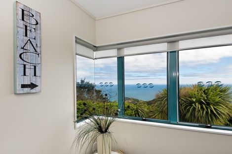 Photo of property in 123 Piha Road, Piha, New Lynn, 0772