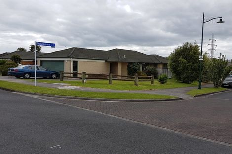 Photo of property in 1 Nobleman Place, Hamilton East, Hamilton, 3216