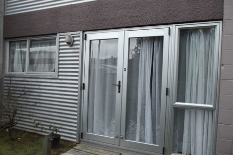 Photo of property in 3/126 Redwood Avenue, Tawa, Wellington, 5028