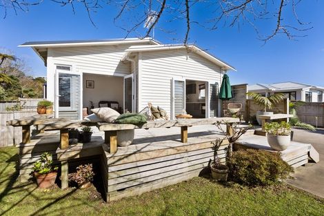 Photo of property in 3a Tupoki Street, Glen Avon, New Plymouth, 4312