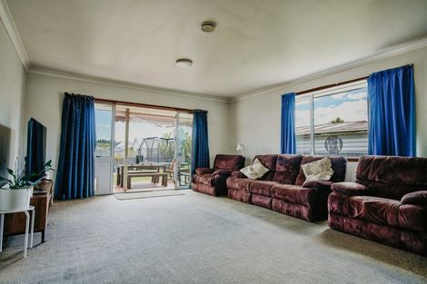 Photo of property in 18 Johnson Street, Milton, 9220