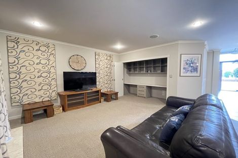 Photo of property in 35 Aquila Crescent, Rototuna North, Hamilton, 3210