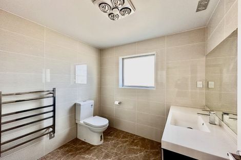 Photo of property in 33 Rohi Place, Flat Bush, Auckland, 2019