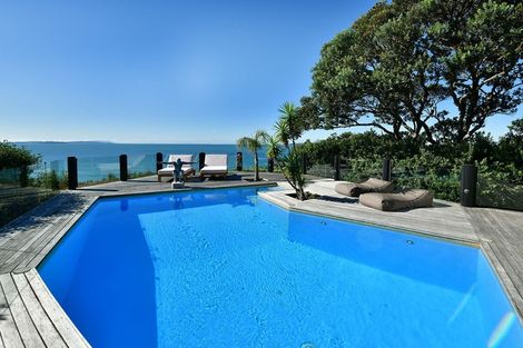 Photo of property in 86 Vipond Road, Stanmore Bay, Whangaparaoa, 0932