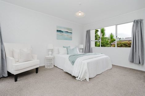 Photo of property in 2 Dorothy Place, Hillcrest, Hamilton, 3216
