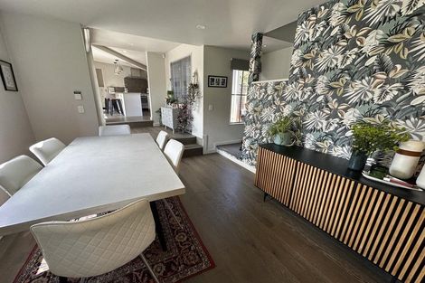 Photo of property in 11 Glen Road, Raumati South, Paraparaumu, 5032