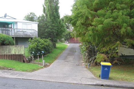 Photo of property in 42 Glenbervie Crescent, Massey, Auckland, 0614