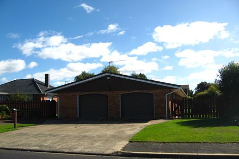 Photo of property in 82 Cherry Drive, Mosgiel, 9024