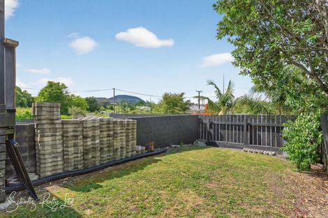 Photo of property in 27 Hurndall Street East, Maungaturoto, 0520