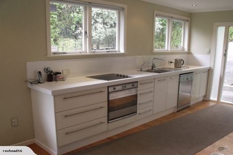 Photo of property in 97 Takahe Road, Titirangi, Auckland, 0604