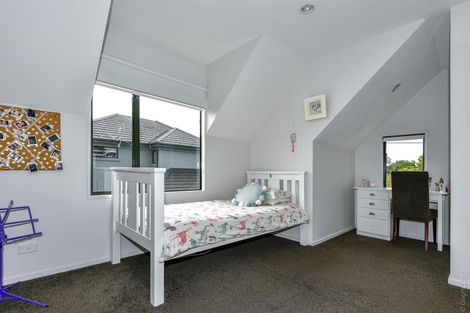 Photo of property in 53 Hawkesbury Avenue, St Albans, Christchurch, 8014