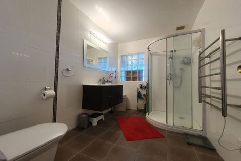 Photo of property in 28 Landscape Road, Mount Eden, Auckland, 1024