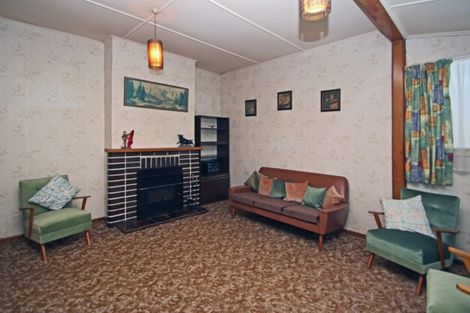 Photo of property in 25 Milton Road, Bluff Hill, Napier, 4110