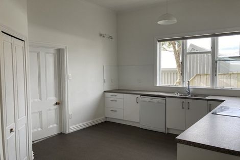 Photo of property in 21 Dorking Road, Brooklyn, Wellington, 6021