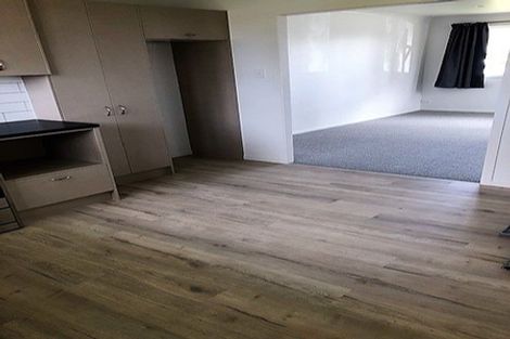 Photo of property in 27 Hill Crescent, Papakura, 2110