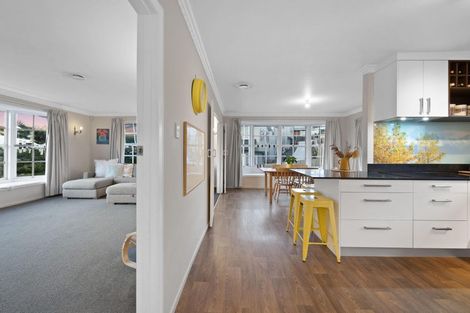 Photo of property in 142 Ti Rakau Drive, Pakuranga, Auckland, 2010