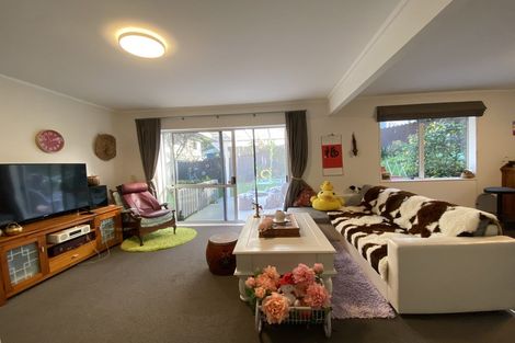 Photo of property in 2/33 Harley Road, Takapuna, Auckland, 0622