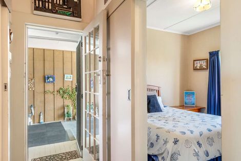 Photo of property in 153 Cornfoot Street, Castlecliff, Whanganui, 4501