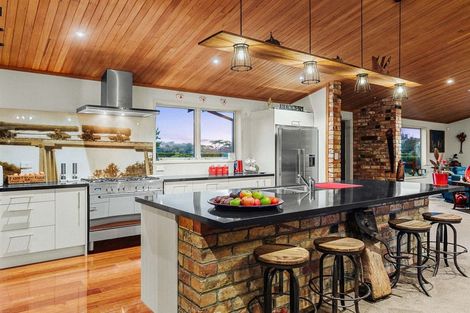 Photo of property in 632 Kara Road, Kokopu, Whangarei, 0179