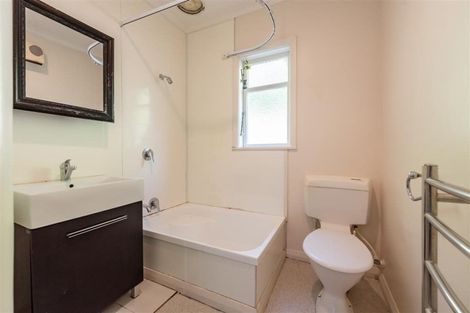 Photo of property in 8 Pimble Avenue, Karori, Wellington, 6012