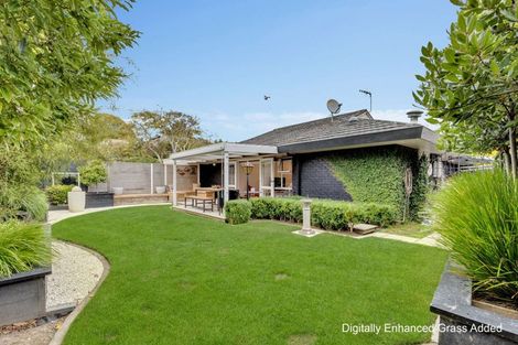 Photo of property in 18d Montgomery Terrace, Hokowhitu, Palmerston North, 4410