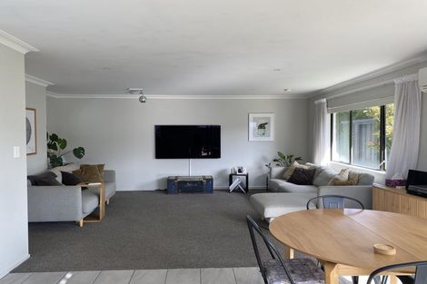 Photo of property in 222 Oceanbeach Road, Mount Maunganui, 3116