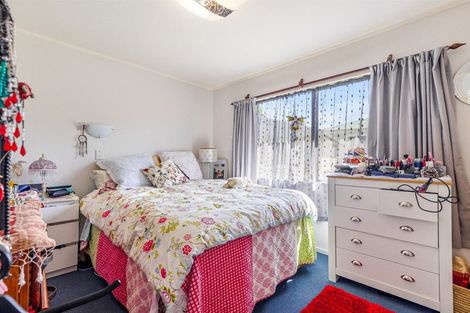 Photo of property in 255 Te Atatu Road, Te Atatu South, Auckland, 0610
