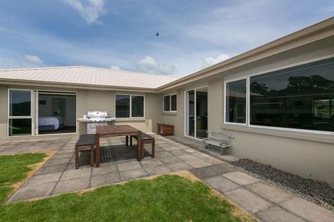 Photo of property in 110 Wills Road, Bell Block, New Plymouth, 4312