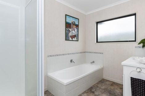 Photo of property in 3 Brackenburn Drive, Ohauiti, Tauranga, 3112