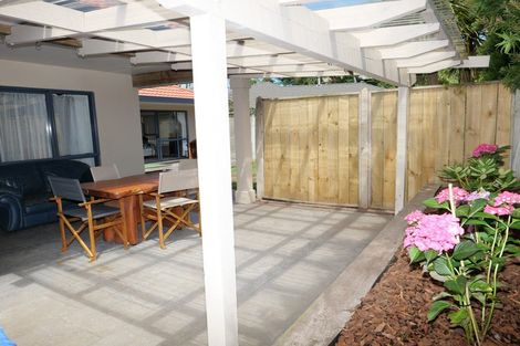 Photo of property in 10 Lorna Irene Drive, Raumati South, Paraparaumu, 5032