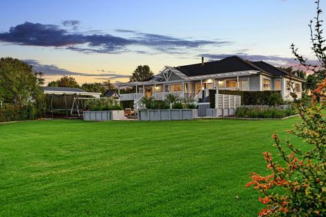 Photo of property in 490 Whitehills Road, Waitoki, Silverdale, 0994