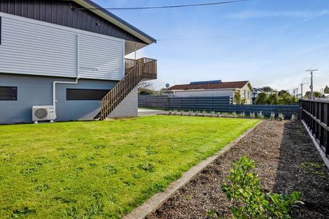 Photo of property in 35 Collins Street, Hawera, 4610