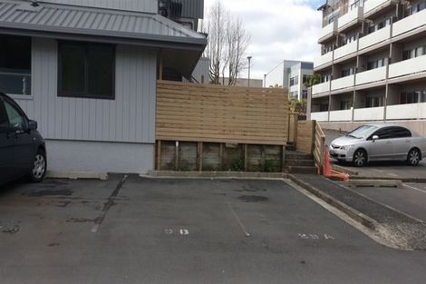 Photo of property in 8a/30 Westward Ho, Glen Eden, Auckland, 0602