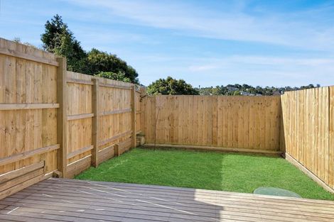 Photo of property in 9/28 Ludlow Terrace, Totara Vale, Auckland, 0627