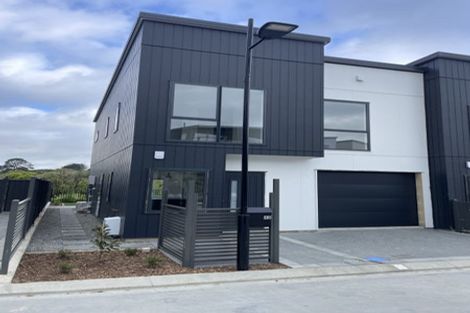 Photo of property in 42 Koreke Close, Kenepuru, Porirua, 5022