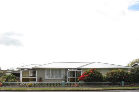 Photo of property in 90 Pembroke Road, Pembroke, Stratford, 4332