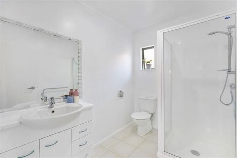 Photo of property in 28 Midshipman Court, Gulf Harbour, Whangaparaoa, 0930