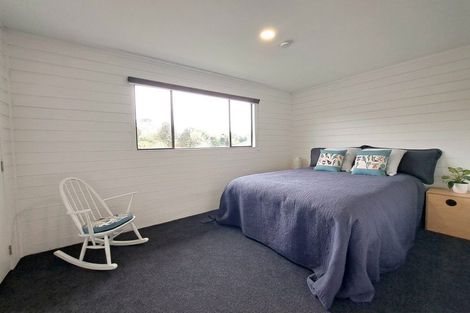 Photo of property in 12 Wilkinson Way, Browns Bay, Auckland, 0630