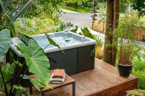 Photo of property in 24 Crater Close, Pyes Pa, Tauranga, 3112