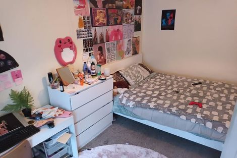 Photo of property in 70 Fairlie Terrace, Kelburn, Wellington, 6021