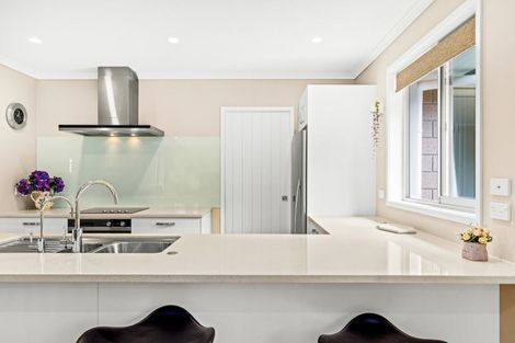 Photo of property in 7 Laly Haddon Place, Matakana, Warkworth, 0985