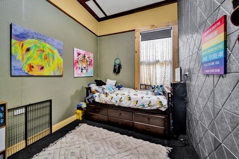 Photo of property in 142 Juliet Street, Stratford, 4332