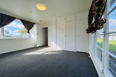 Photo of property in 27 Normandy Place, Henderson, Auckland, 0610