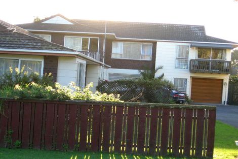 Photo of property in 4/10 Loop Road, Orewa, 0931