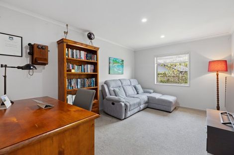 Photo of property in 162 Oteki Park Drive, Welcome Bay, Tauranga, 3112