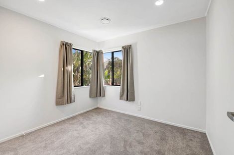 Photo of property in 14b Kestrel Heights, Arkles Bay, Whangaparaoa, 0932
