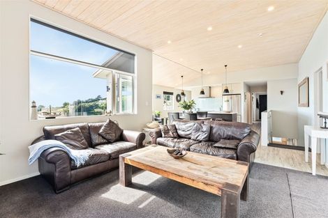 Photo of property in 10 The Terrace, Mount Pleasant, Christchurch, 8081