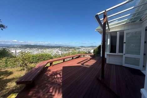 Photo of property in 8 Springfield Terrace, Kelburn, Wellington, 6012