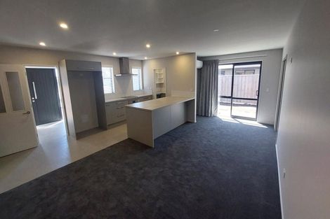 Photo of property in 130 Shillingford Boulevard, Rolleston, 7615